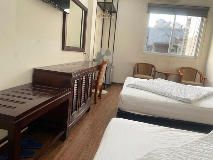 Bedroom 12