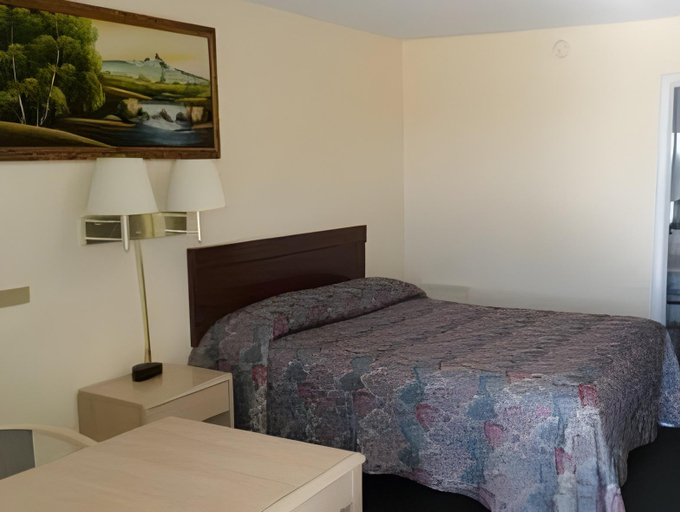 Bedroom 10