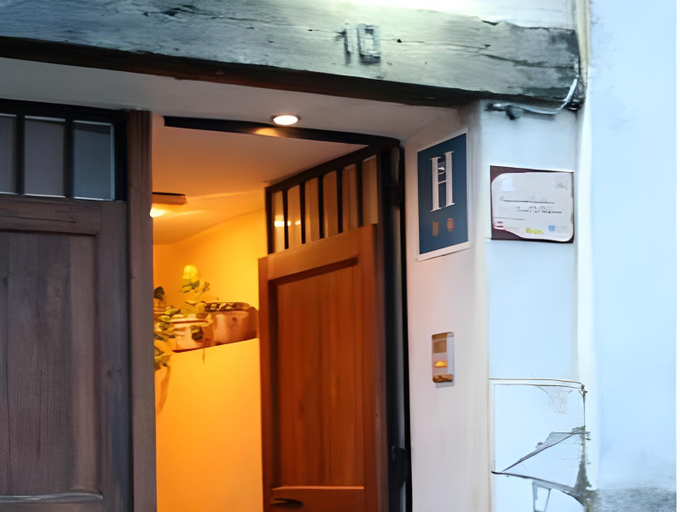 Others 3, Hostal La Balquina, Madrid