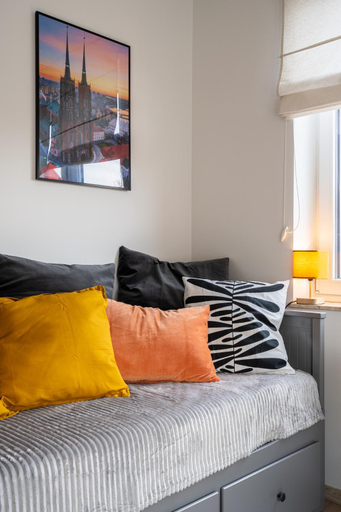 Bedroom, RentPlanet - Apartamenty Dyrekcyjna, Środa Śląska