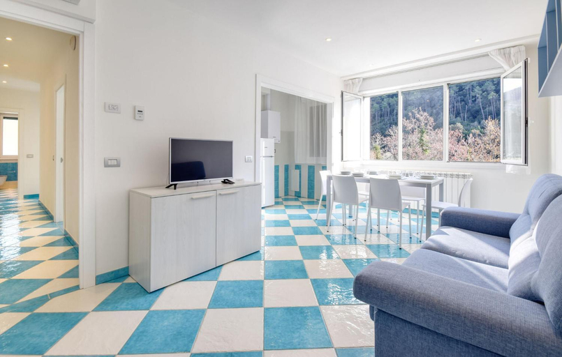Bedroom 1, Lovely Apartment In Deiva Marina, La Spezia