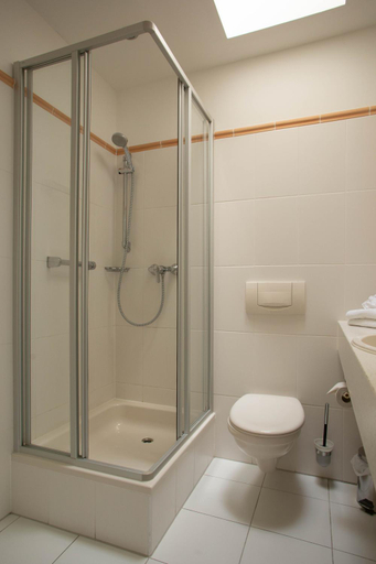 Bathroom 5