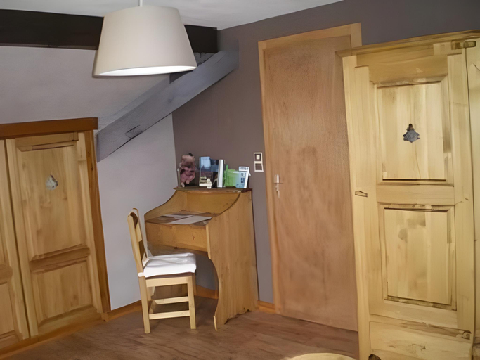 Bedroom, Le Clos des Aulnes, Vosges
