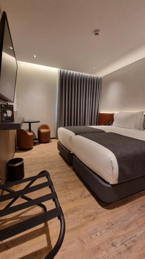 Bedroom 16