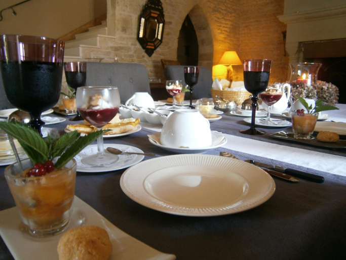 Others 4, Le Relais du Haras, Vienne