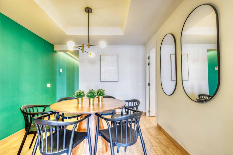 Others 5, Apartamento Metropolitano IV en Madrid, Madrid