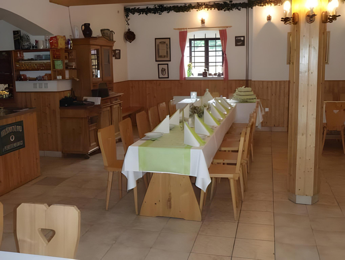 Food & Drinks 5, Pension Kadlcuv Mlyn, Brno