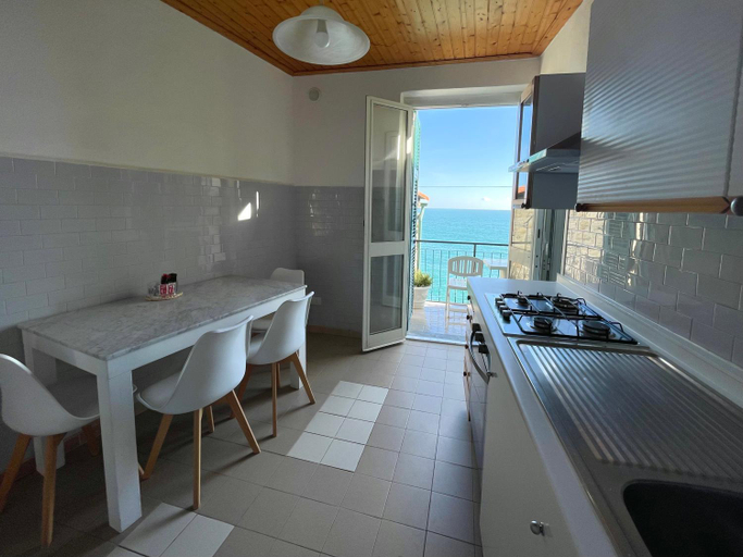 Others 2, Families or Groups 3 Terrazzi Apartment on Sea, La Spezia