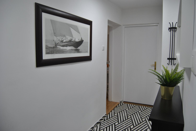 Others 4, Apartments FAMILY & FRIENDS -free parking, Sarajevo