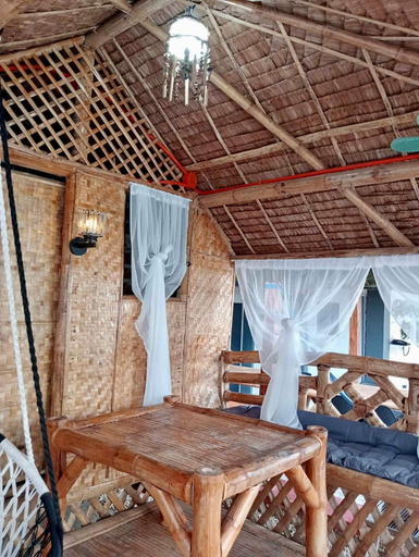 Balcony/terrace 5, La Maison Guesthouse, Sipalay City