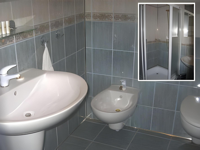 Bathroom 4, Hotel Wodnik, Lębork
