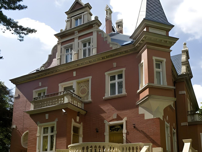 Exterior & Views 1, Hotel Debowy Biowellness & SPA Gory Sowie, Dzierżoniów