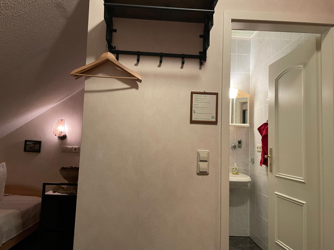 Bedroom 15
