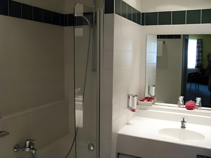 Bathroom 4, Brauhaus zu Murau, Murau