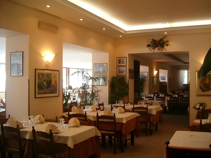 Food & Drinks 5, Hotel Squarciarelli, Rome