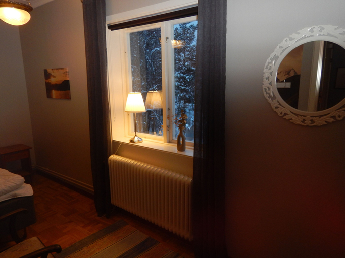 Bedroom 4, Jokkmokks Vandrarhem Åsgård, Jokkmokk