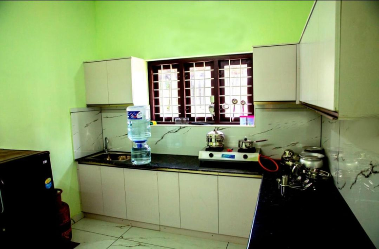 Others 4, DREAMS VILLA Near Rajagiri Hospital, Ernakulam