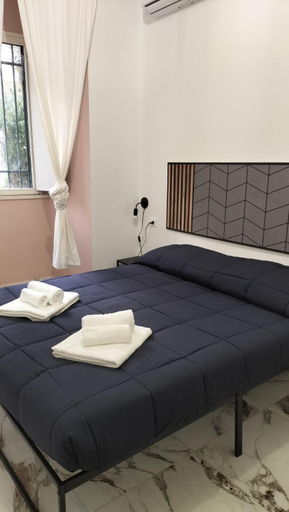 Others 4, TIBERIVS Home, Rome