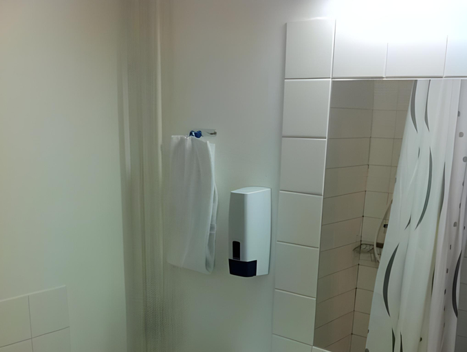 Bathroom 2, Danhostel Hobro, Mariagerfjord