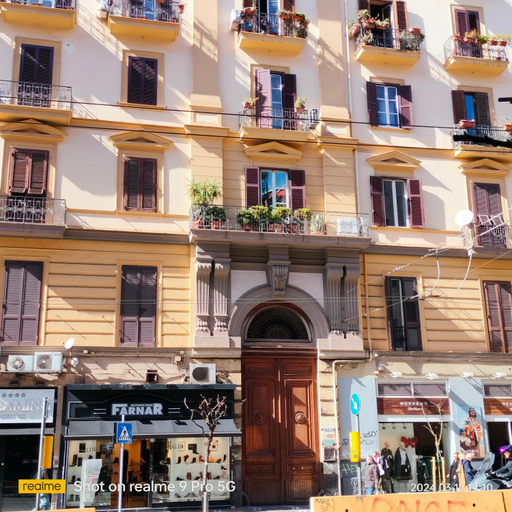 Others 5, Le Follie Parthenopee, Napoli