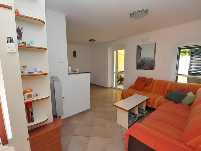 Others 3, Apartments Leo, Split