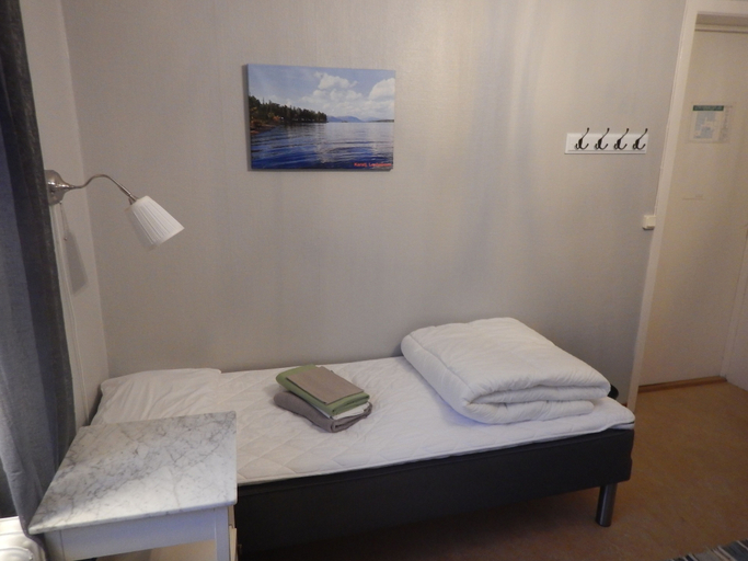 Bedroom 3, Jokkmokks Vandrarhem Åsgård, Jokkmokk
