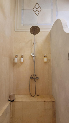 Bathroom 3, Villa Caprichosa, Taboga
