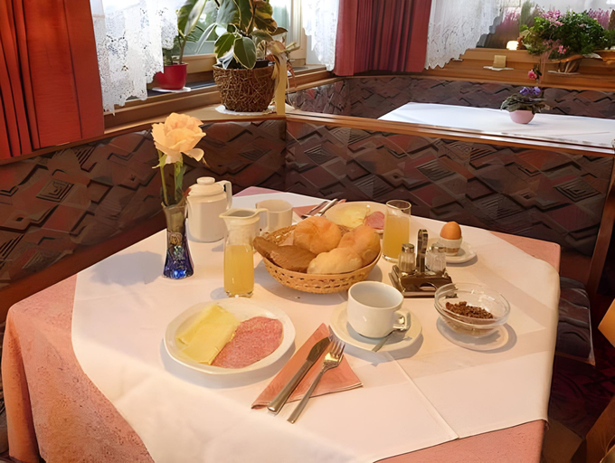 Food & Drinks 4, Luxury B&B August, Bolzano