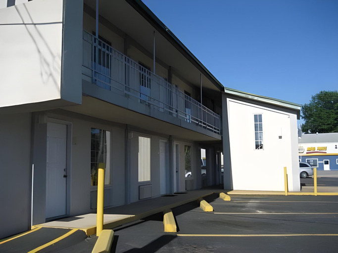 Others 2, Budget Inn - Washington, Daviess