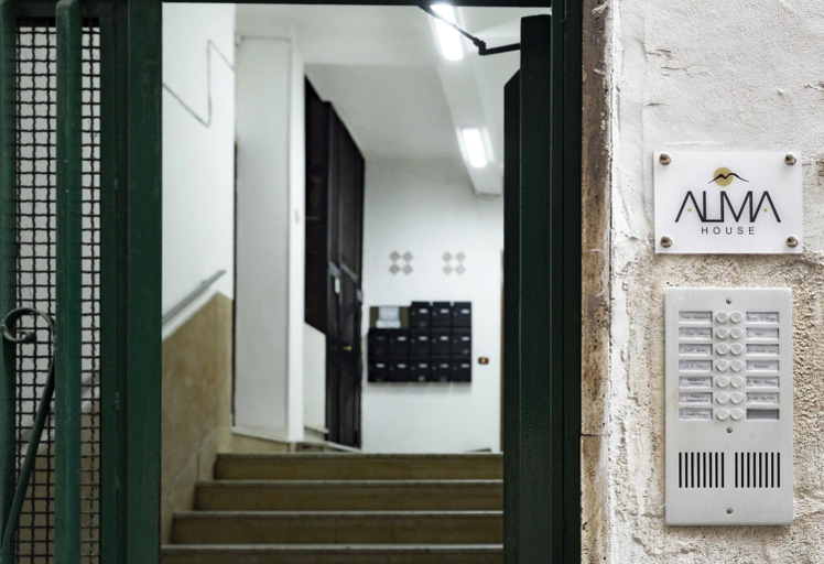 Others 2, ALMA HOUSE, Napoli