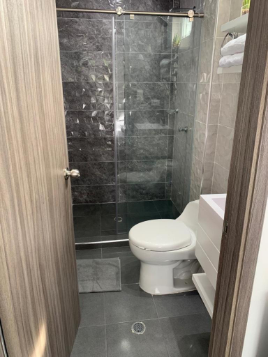 Bathroom 2, Summer Breeze, San Andrés