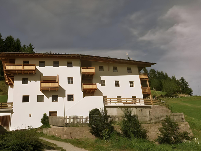 Others 2, Putzerhof, Bolzano