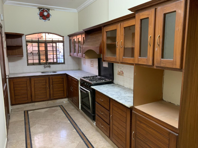 Others 4, Every lodge guest house, Islamabad
