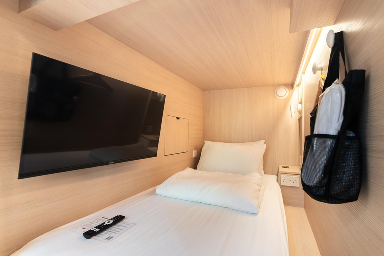 Bedroom 24
