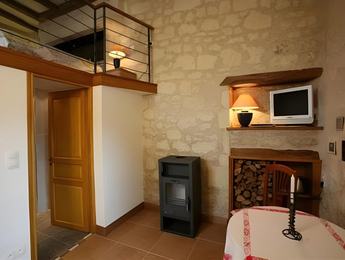 Others 2, Le Clos de la Garde, Indre-et-Loire