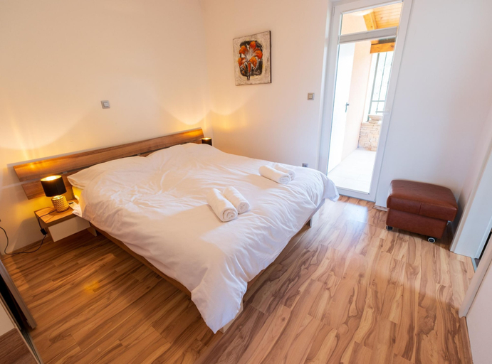 Others 5, Charming Three Bedroom House Turanj, Sveti Filip i Jakov