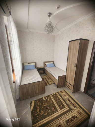 Others 3, Hostel Highway, Samarkand