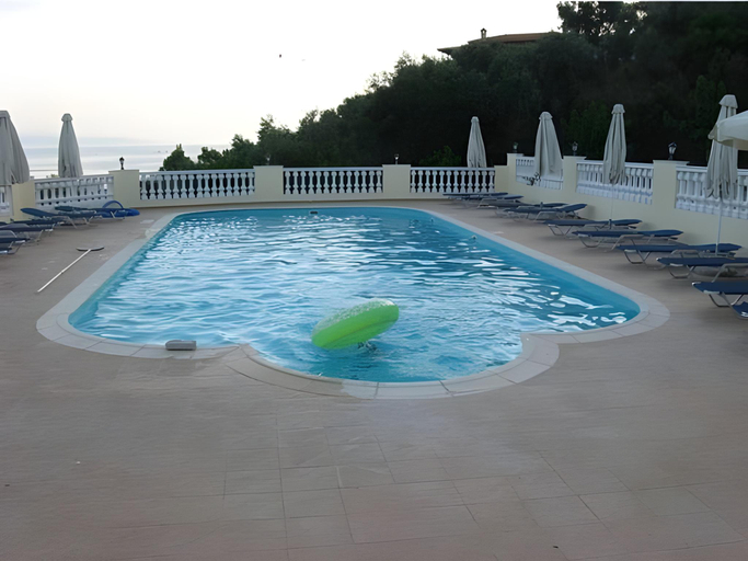 Others 4, Kolios View Studios, Thessaly
