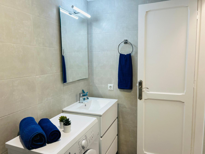 Bathroom 3, -MONTORIAN Apartments -LANZAROTE, Las Palmas