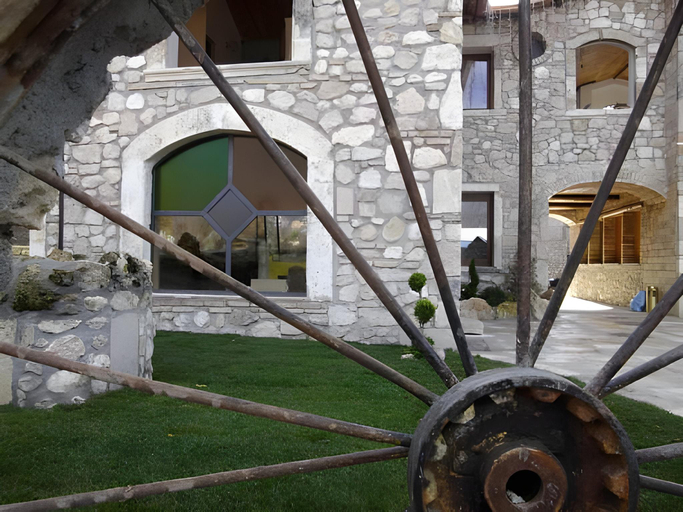 Others 2, Hotel Il Feudo Dei Pierleoni, L'Aquila