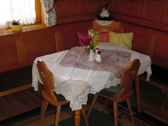 Others 4, Haus Postfeld, Kufstein