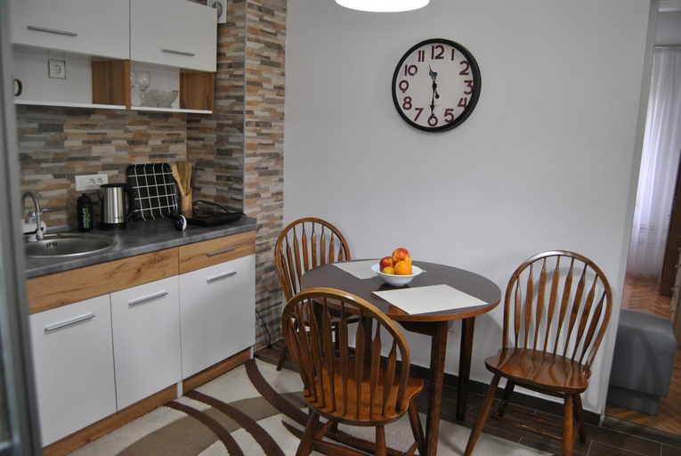 Dining Room 2