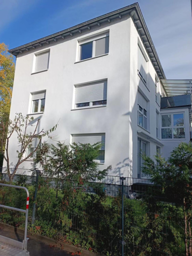 Traumhafte Ferienwohnung mit drei Schlafzimmer, Wiesbaden