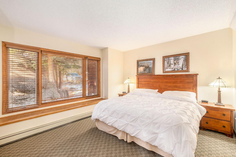 Bedroom 2, Boulder Brook on Fall River, Larimer