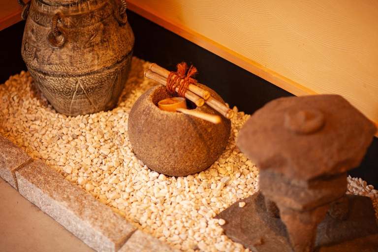 Others 5, Samurai Suite 2 , 15mins from Kyoto Eki , 5 mins to Arashiyama, Kyoto