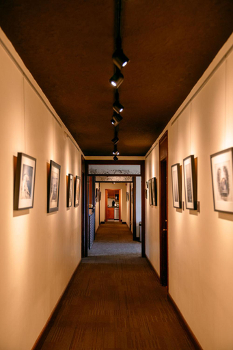 Public Area 2, Inn of the White Salmon, Klickitat