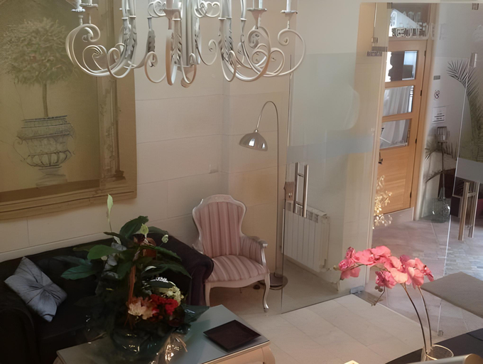 Others 2, Hostal Los Claveles, Cuenca