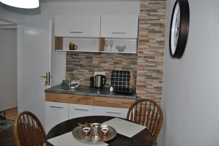 Dining Room 4