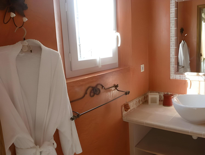 Bathroom 4, Mas de l'Olivette, Var