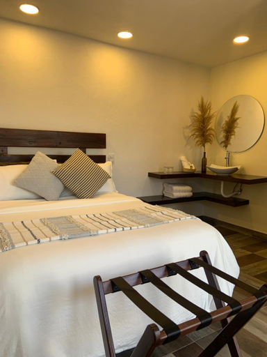 Bedroom 2, Hotel La Cofradia, Chignahuapan